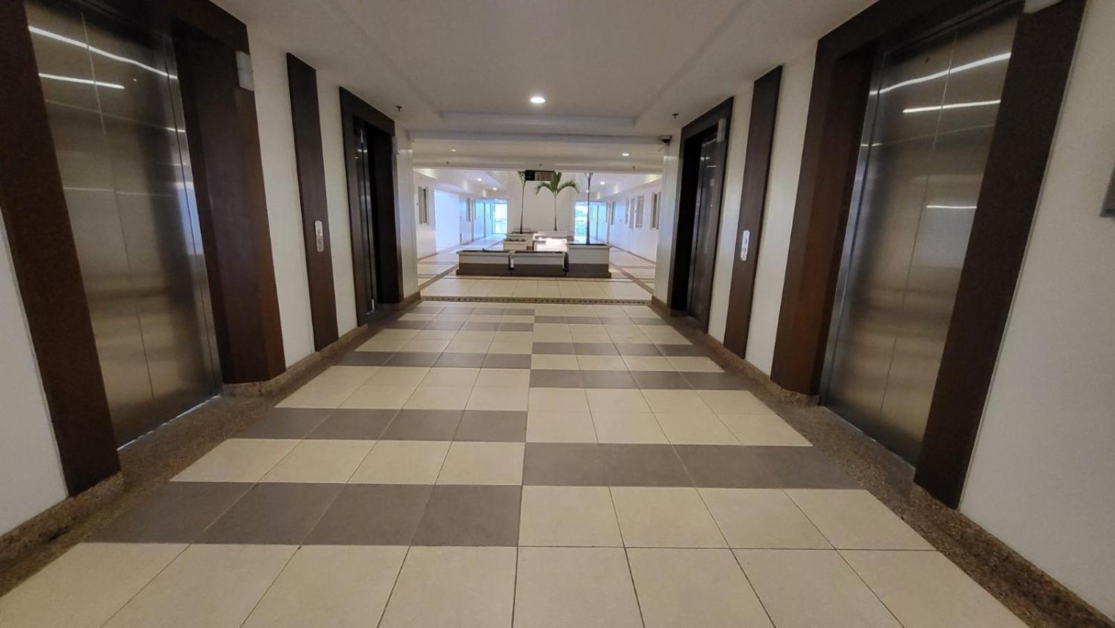 Paranaque City The Atherton- Spacious Modern Condo Unit In Paranaque Near The Airport, Makati, Bgc And Highways מראה חיצוני תמונה