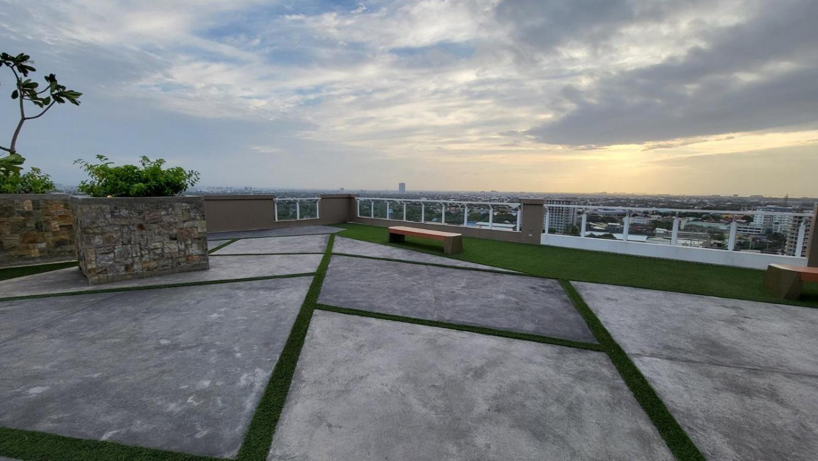 Paranaque City The Atherton- Spacious Modern Condo Unit In Paranaque Near The Airport, Makati, Bgc And Highways מראה חיצוני תמונה